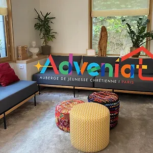 Adveniat Paryż